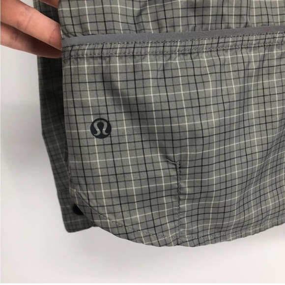 Lululemon Men’s grey plaid freestyle windbreaker Medium - Picture 6 of 14